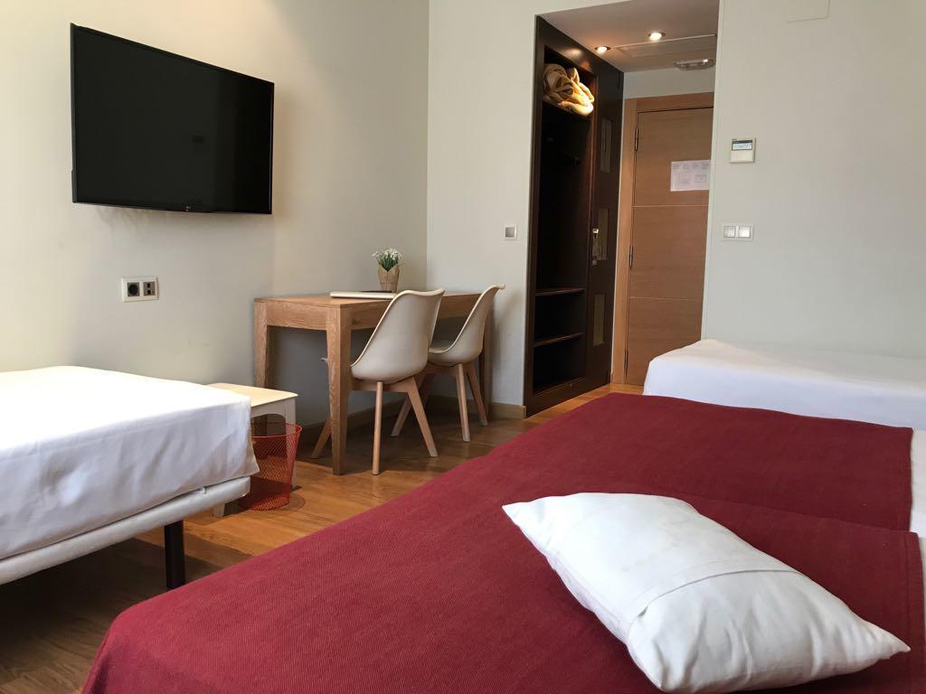 Hotel Entredos Guijuelo Extérieur photo
